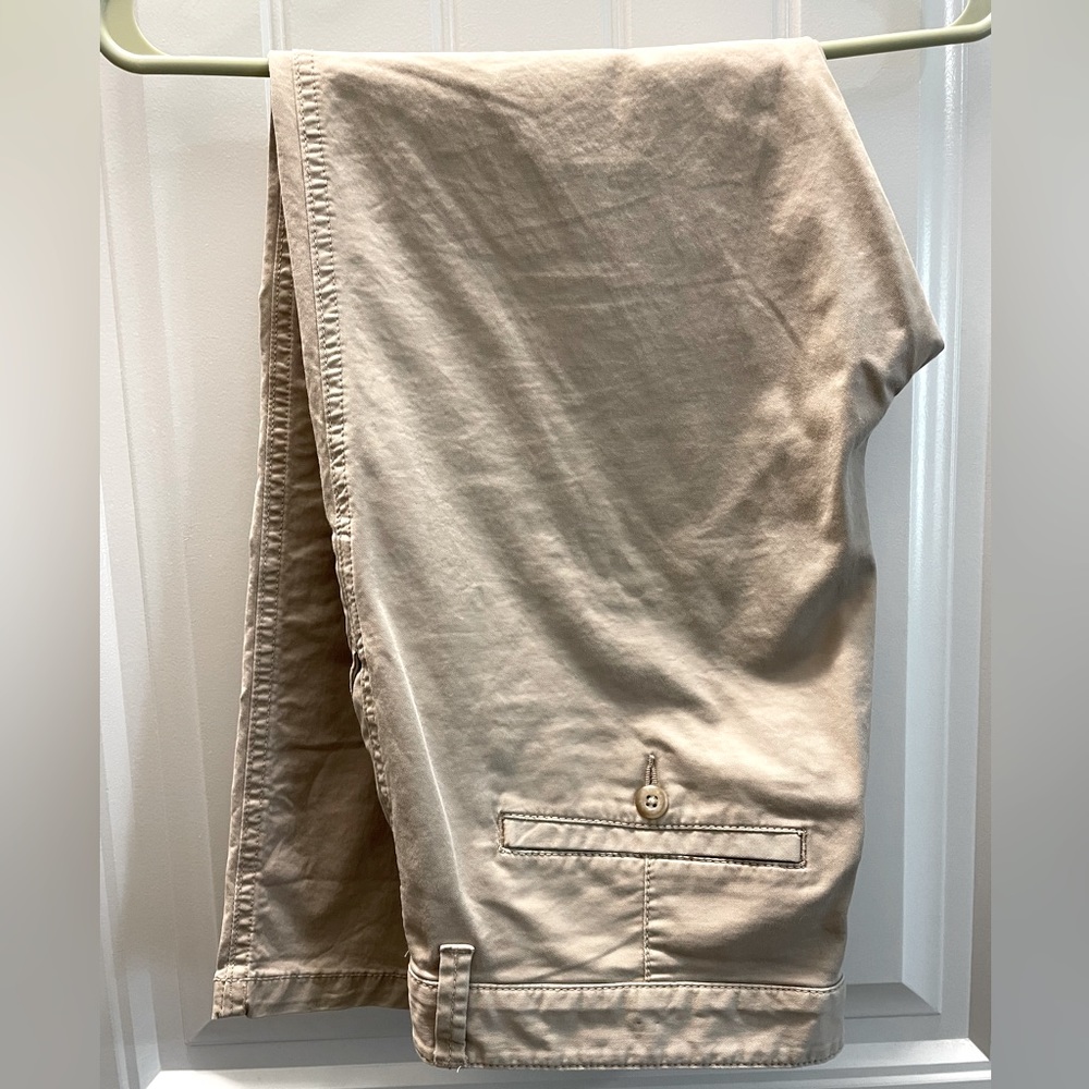 Gap girlfriend khaki
